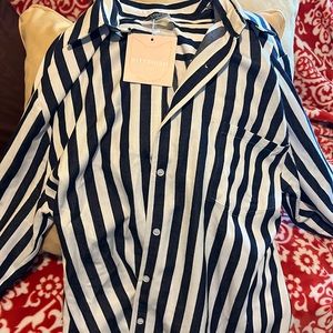 Never worn Kittenish Long Sleeved Button Up